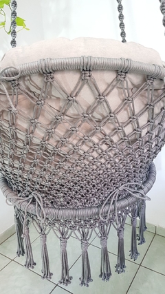 Cadeira Suspensa em Macrame com Almofadas impermeáveis - artkasaldesign