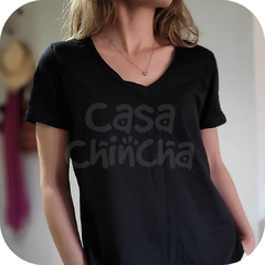 Remera Básica escote en V NEGRO