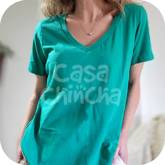 Remera Básica escote en V VERDE BENETTON en internet