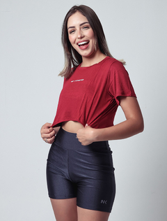 Cropped com manga - comprar online