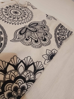 Juego de cortinas madras faldón estampado en internet