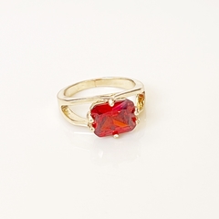 RED SQUARE STONE RING en internet