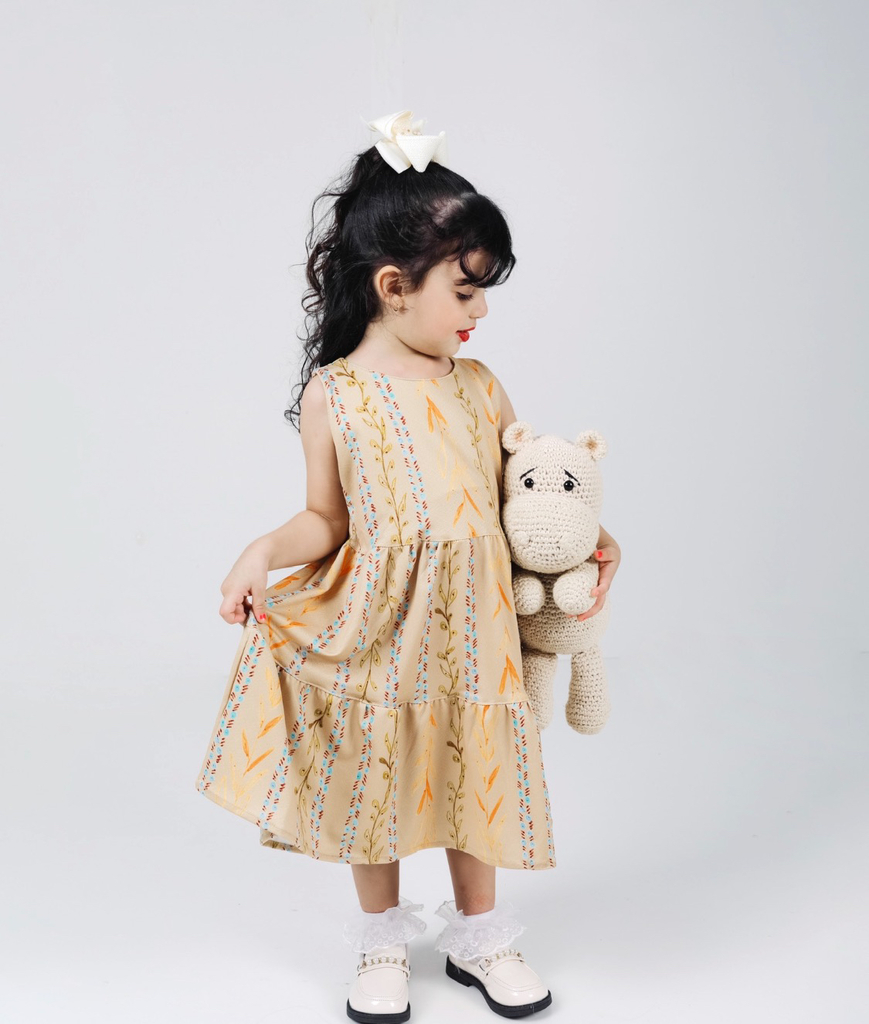 Vestido infantil hot sale longo de malha