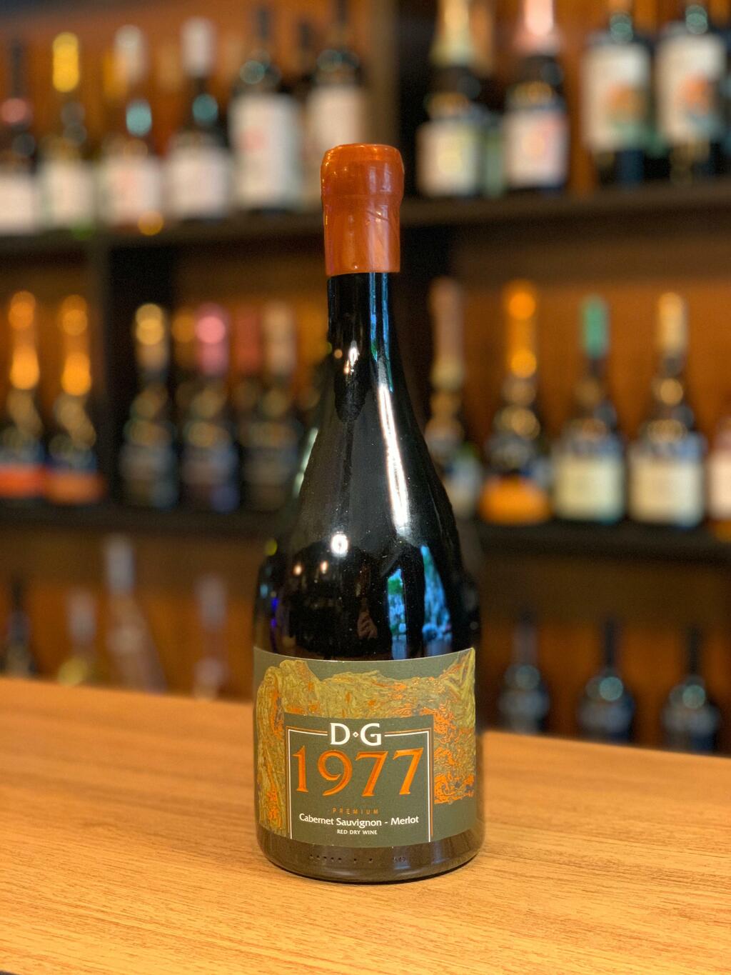 1977 red on sale wine