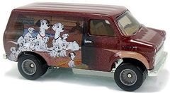 Ford Transit Supervan - Carrinho - Hot Wheels - Disney - 101 Dalmatas - Real Riders