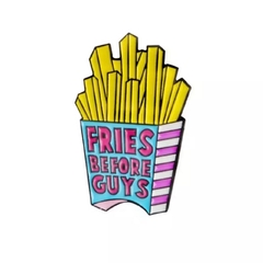 Broche Pin - Fries before Guys - Candy Doll Club - comprar online