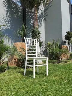 Silla tiffany resina color blanco - Fiestas Del Sol Mobiliario