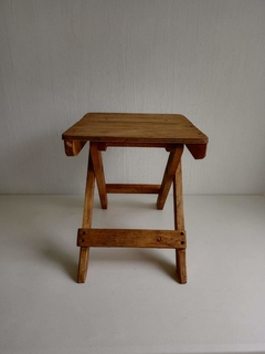 Mesa auxiliar de madera de pino en internet