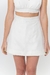 Short-Saia Off-White na internet