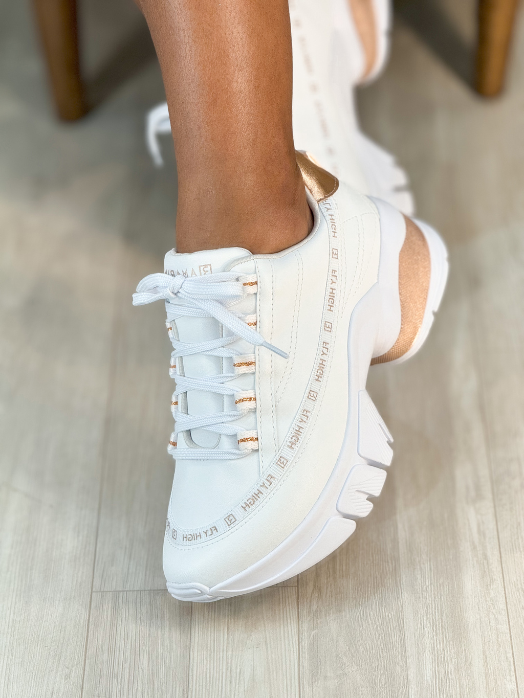 Comprar tenis sale branco