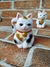 Maneki Neko Gato da Sorte Chama Dinheiro - Simone Yoneda