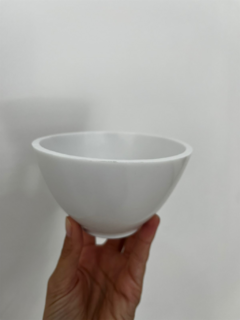 BOWL SILICONA - Tamaño Mediano - Color Blanco1 U