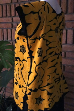 Blusa Jalapa Negro/amarillo Bordado A Mano Unitalla - Lari Moda