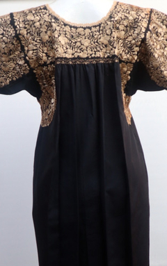 Vestido Bordado A Mano Ut San Antonino Negro Con Dorado