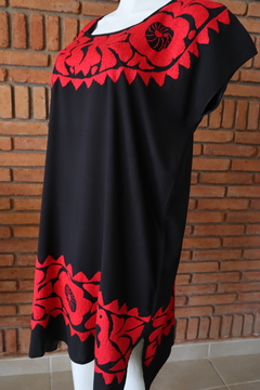 Vestido/huipil Bordado A Mano Mod Binni Negro con rojo Multicolor UT - Lari Moda