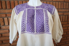 Blusa bordada a mano Mod Ejutla lila UT - buy online