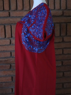 Vestido Bordado A Mano San Antonino rojo con azul rey UT - tienda en línea
