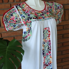 Blusa bordada a mano Mod San Antonino blanco multicolor UT en internet