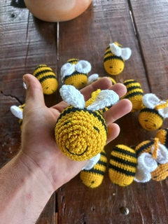 Chaveiro Abelha Amigurumi GRANDE - loja online