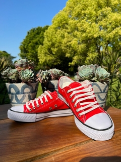 Zapatillas Urbanas Bajas Rojas - tienda online