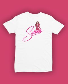 Playera Selena La Diosa del Tex-Mex - Hello Goodbye - Ropa y Moda para Tallas Grandes - Plus Size