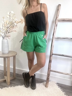 Short LAURENS LINO verde loro - comprar online