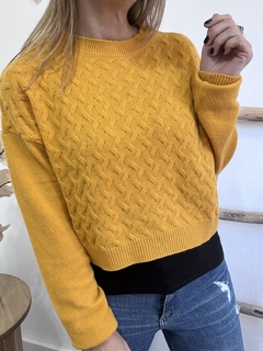 Sweater AKIRA MAIZ en internet