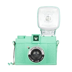 Cámara Lomography Diana F+ Con Flash Neptune Green