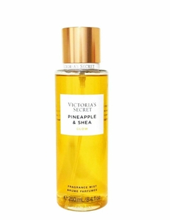 Victoria's Secret body spray - Pineapple & Shea Glow