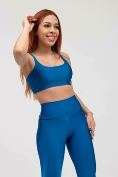 Conjunto Azul Alexandrino (Calça/top) na internet