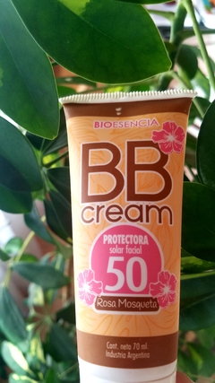 BB cream con protector solar 50