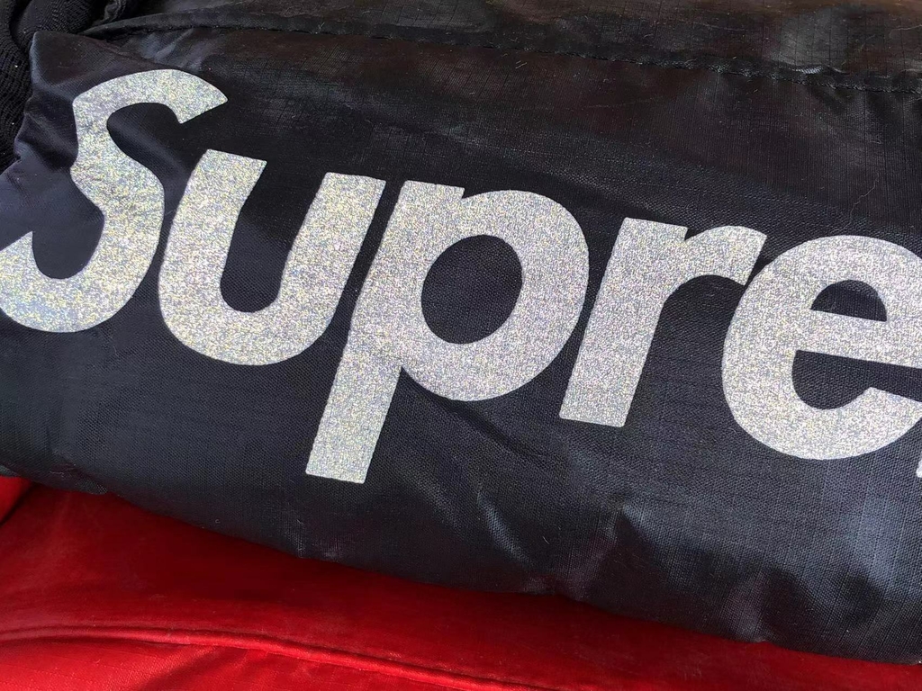 The Supreme Waist Bag Red: The Peak of Style and Sophistication