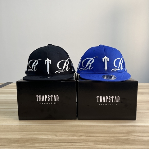 trapstar×NFL fitted black black キャップぜひお願いします