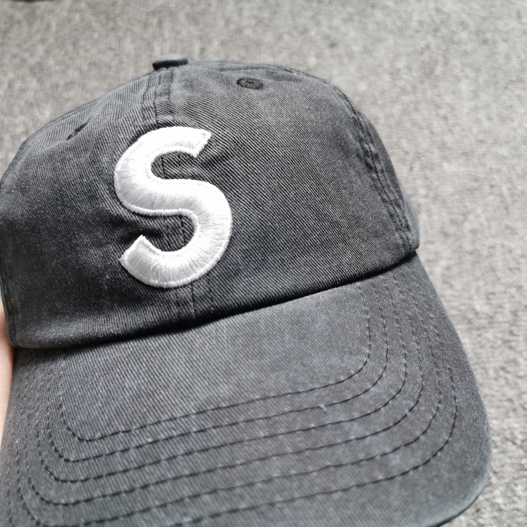 supreme Pigment Print S Logo 6-Panel