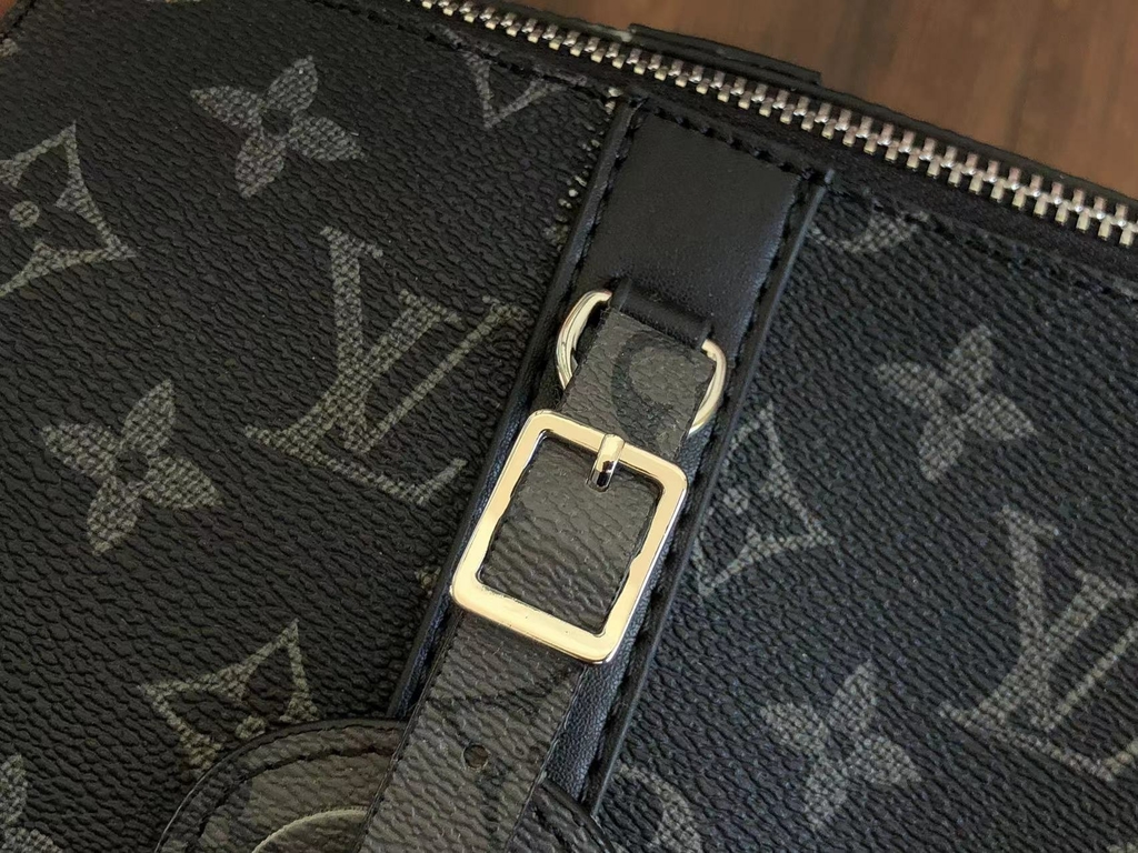 Louis Vuitton CITY KEEPALL BAG – HYPEZEUS