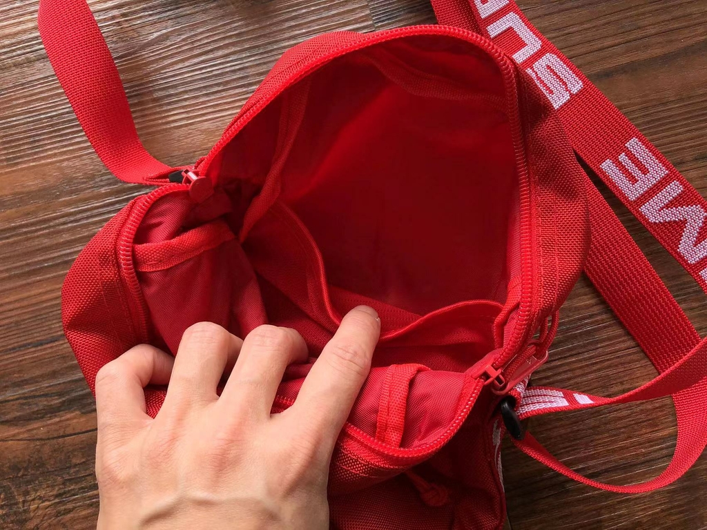 Supreme ss18 Waist Bag Fanny Pack purchased in 2019 - Depop