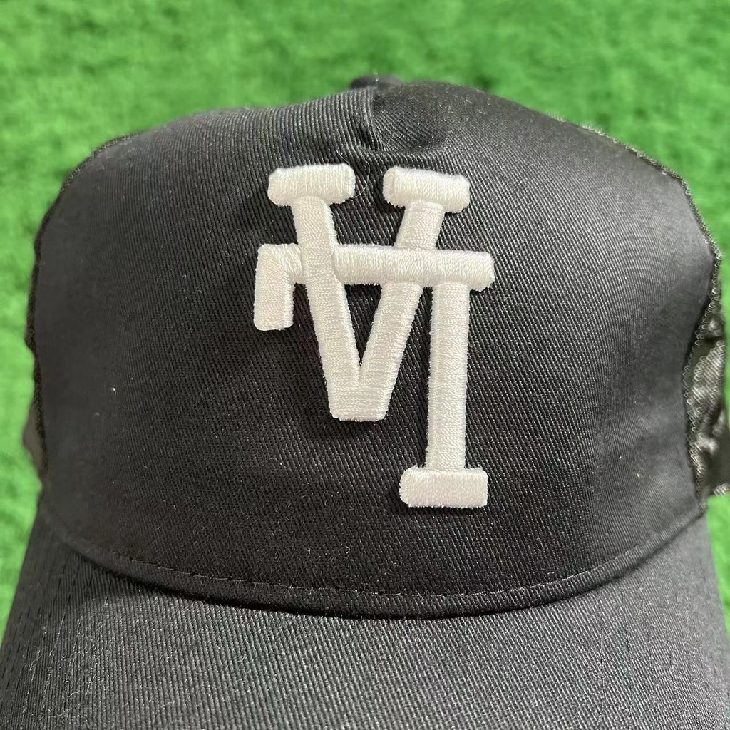 Louis Vuitton Supreme Hat for Sale in Mesquite, TX - OfferUp