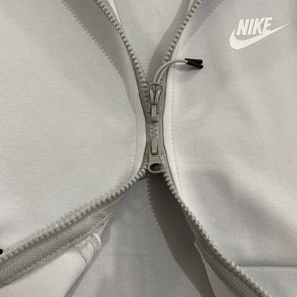 Conjunto Nike Tech Fleece White/Grey