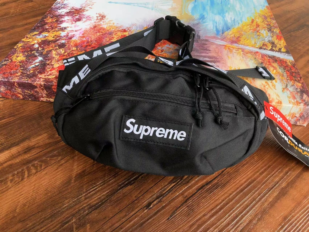 Awaken your Urban Style with the Supreme Waist Bag Supreme SS18