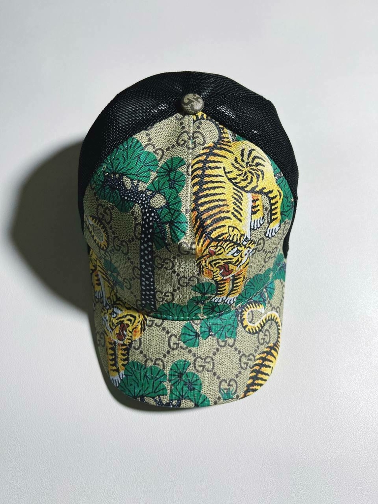 Gucci Owl GG Supreme Cap - Outstanding Style and Sophistication