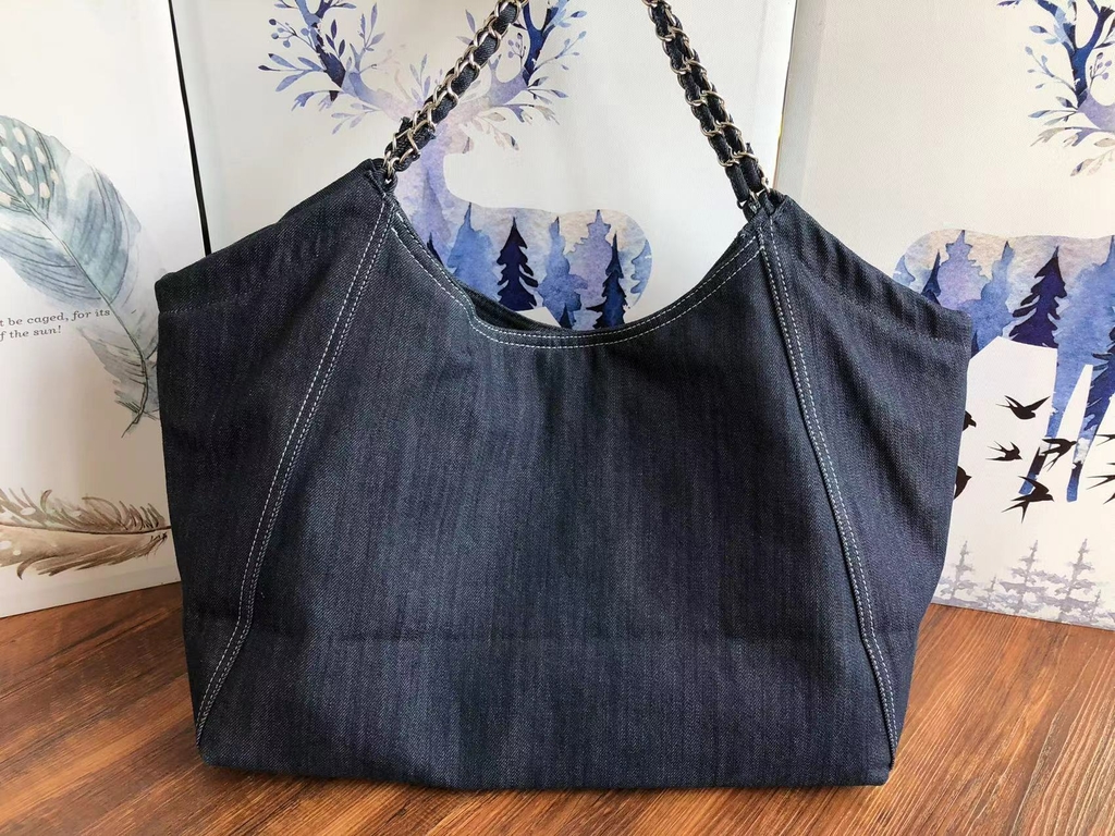 Chanel Coco Cabas Denim Hobo Bag ○ Labellov ○ Buy and Sell Authentic Luxury