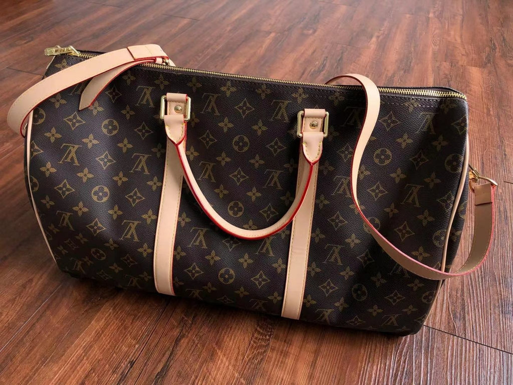Louis Vuitton Lv Keepall Bandoulière 25 Monogram Eclipse Canvas Bag,  Luxury, Bags & Wallets on Carousell