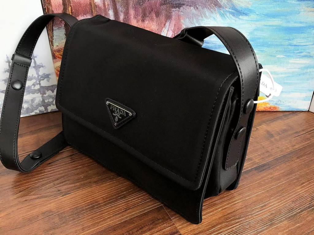 Prada Black Re-Nylon And Saffiano Leather Messenger Bag Prada
