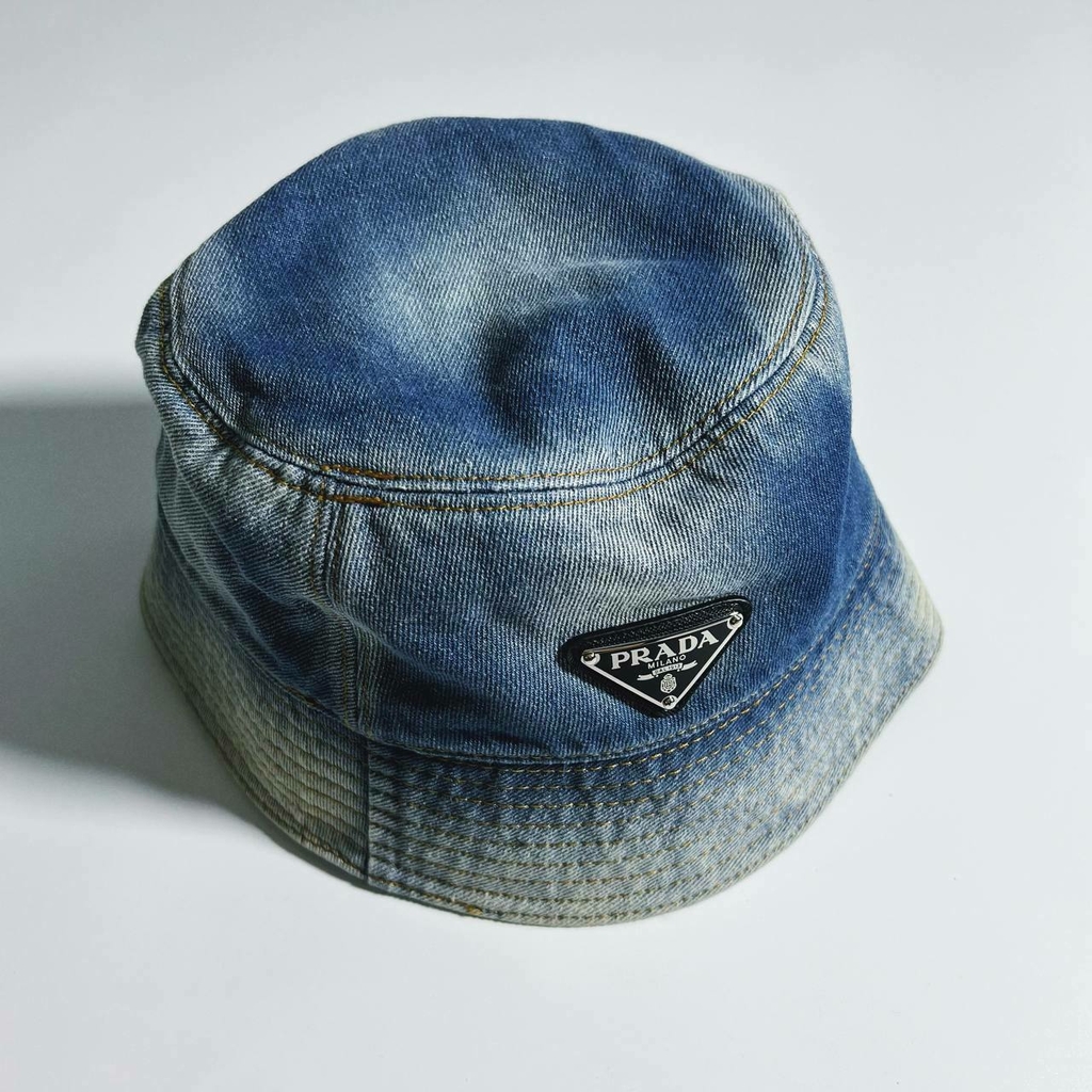 Hat Prada Denim Bucket Hat - Comfort and Style