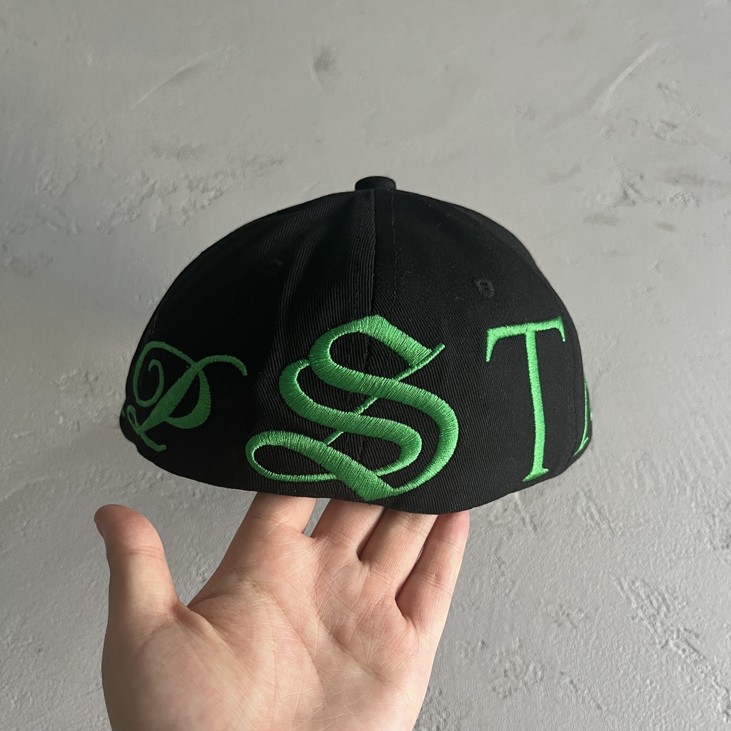 Trapstar Script Fitted - Green Bee/Black