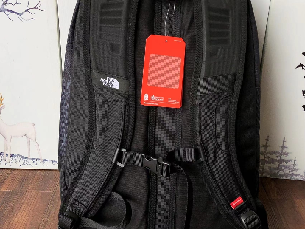 Supreme - The North Face X Supreme Backpack Tree Camo