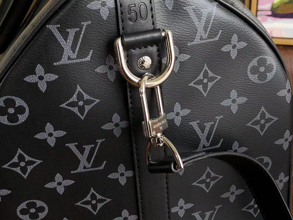 Shop Louis Vuitton Keepall 2017 Cruise Louis Vuitton fragment