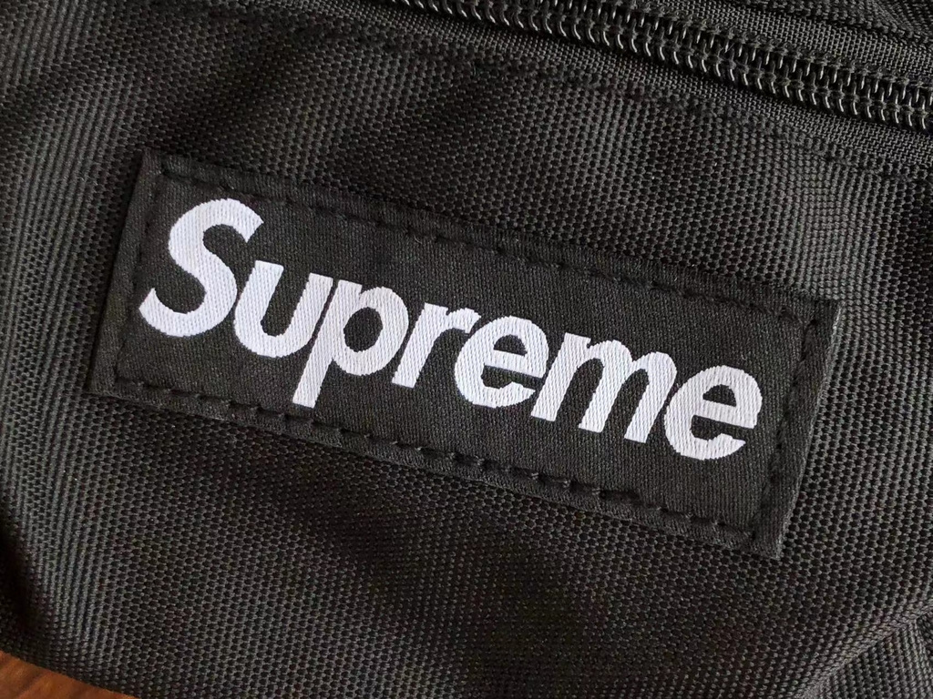 Supreme - Supreme Waist Bag (SS18) Black – Streetwear Official