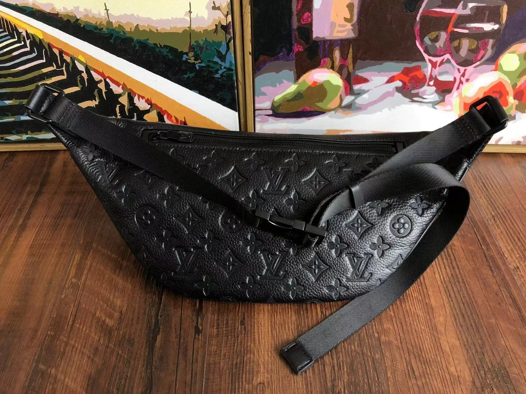 LOUIS VUITTON BUM BAG Is it Worth the HYPE??!!