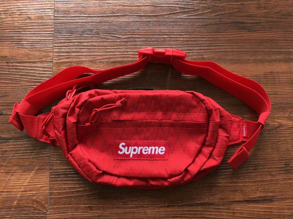 Supreme Fw18 Waist Bag Red, Men's Fashion, Bags, Belt bags